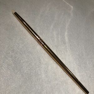 Melt cosmetics pencil brush